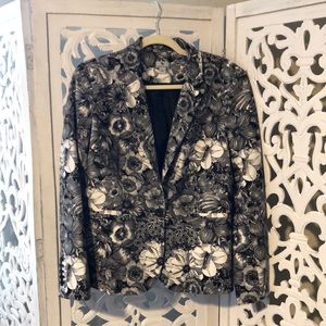 Worthington black white floral blazer